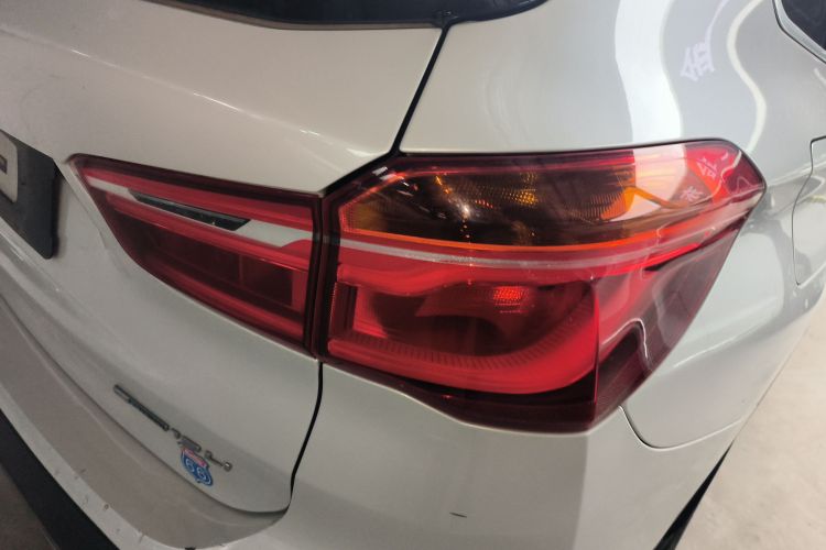 BMW X1 2018 imagen de coche #8