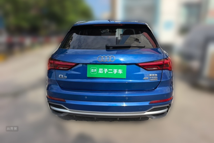 Audi Q3 2019 car image #6