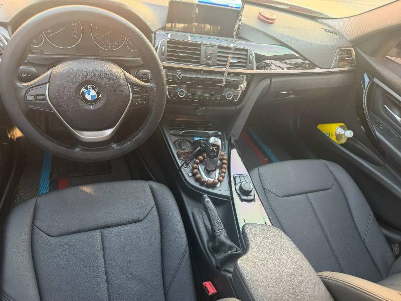 BMW 3 Series 2017 صورة سيارة #5
