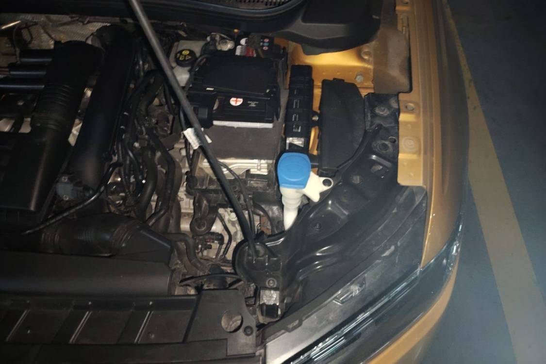 Volkswagen T-Cross 2019 car image #12