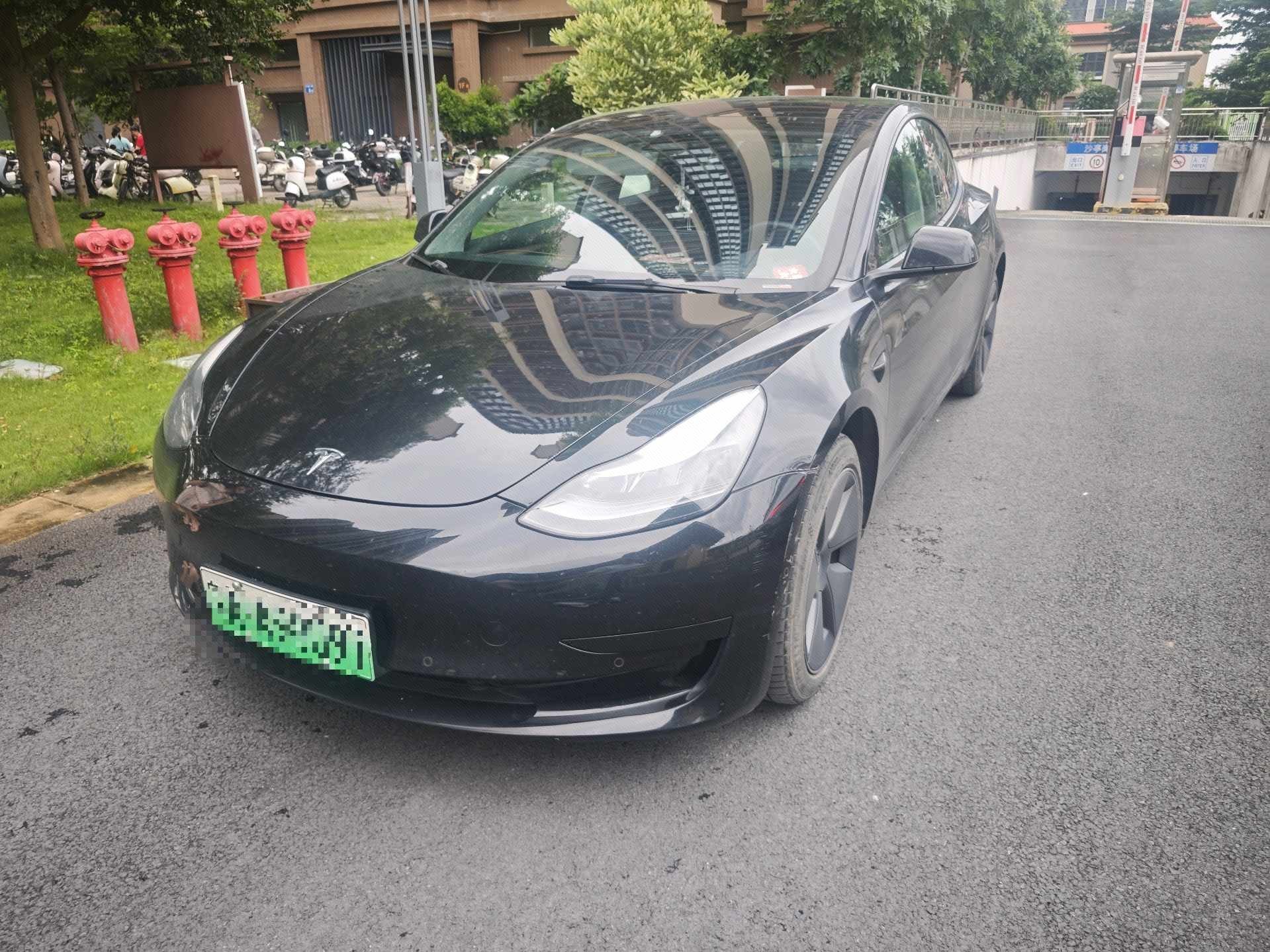 Tesla Model 3 2022 car image 