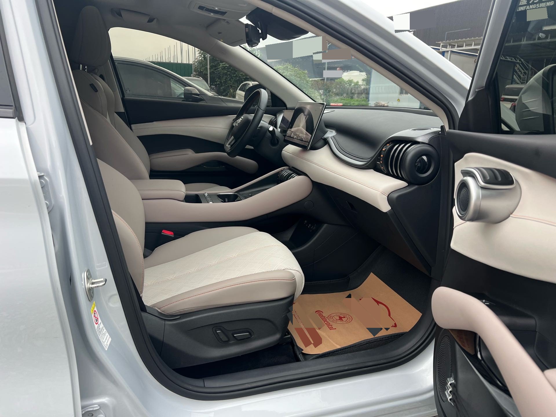 2025 immagine di auto #6