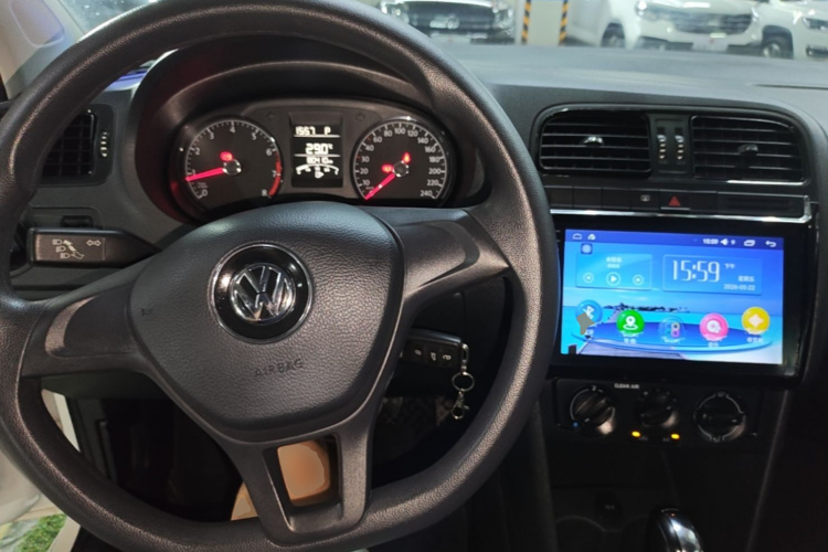 Volkswagen Polo 2017 #10 Volkswagen Polo 2017 car image #10