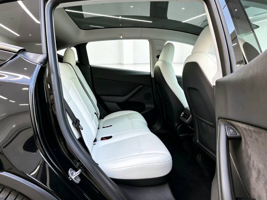 Tesla Model Y 2023 #12 Tesla Model Y 2023 image de voiture #12