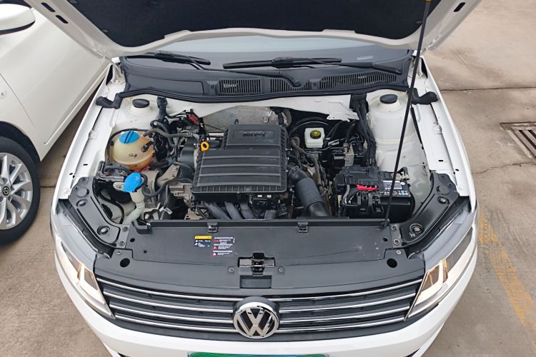 Volkswagen Lavida 2017 car image #22