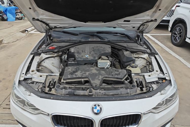 BMW 3 Series 2016 immagine di auto #20