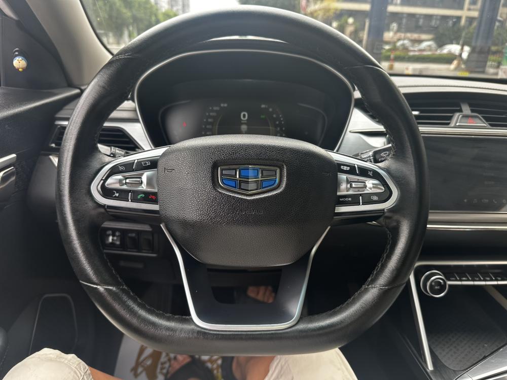 GEELY Binray 2018 изображение автомобиля #16