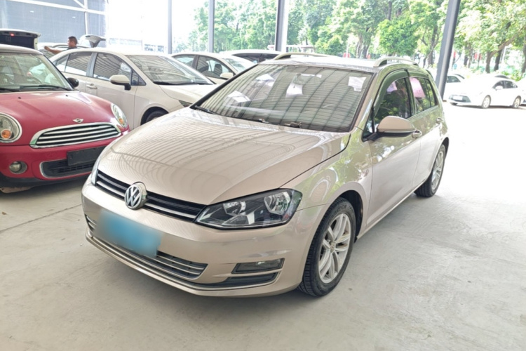 Volkswagen Golf 2016 immagine di auto #2