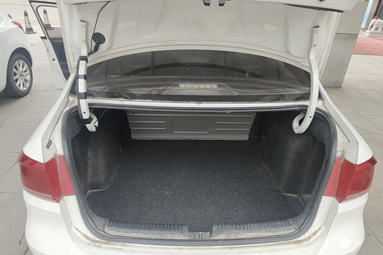 Volkswagen Santana 2016 #19 Volkswagen Santana 2016 car image #19
