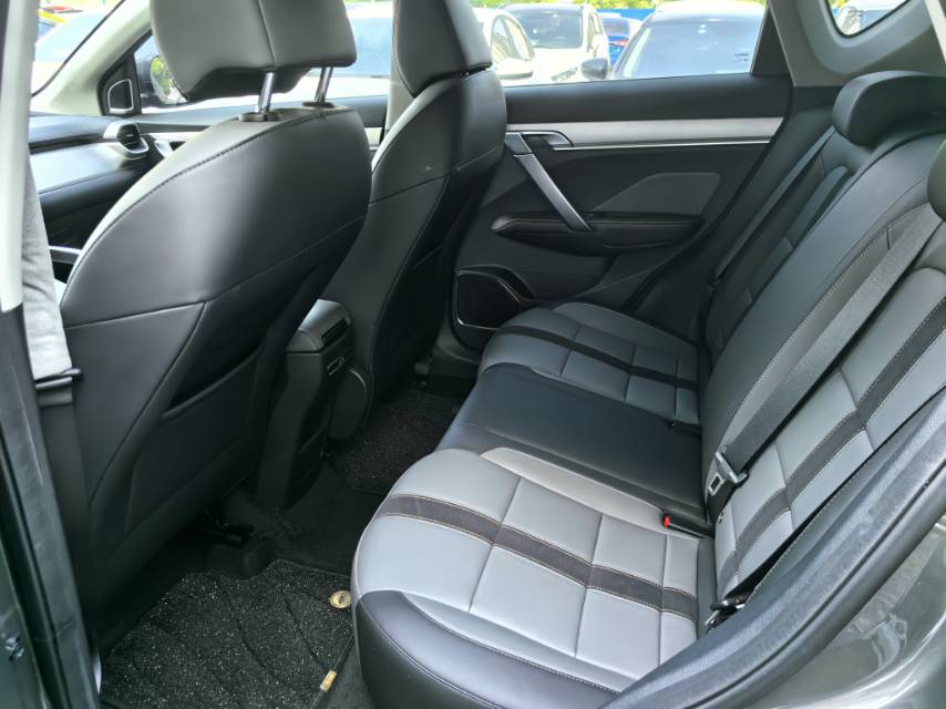 GEELY Coolray 2023 car image #6