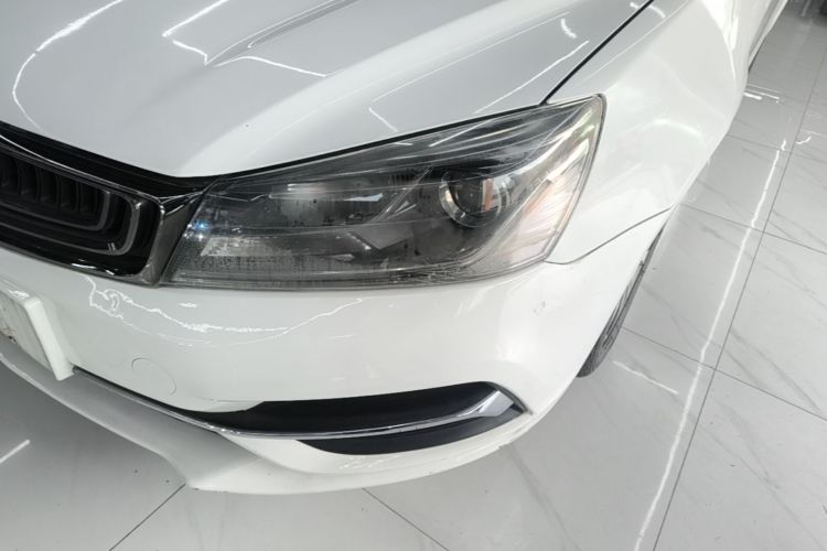 GEELY Emgrand 2019 car image #23