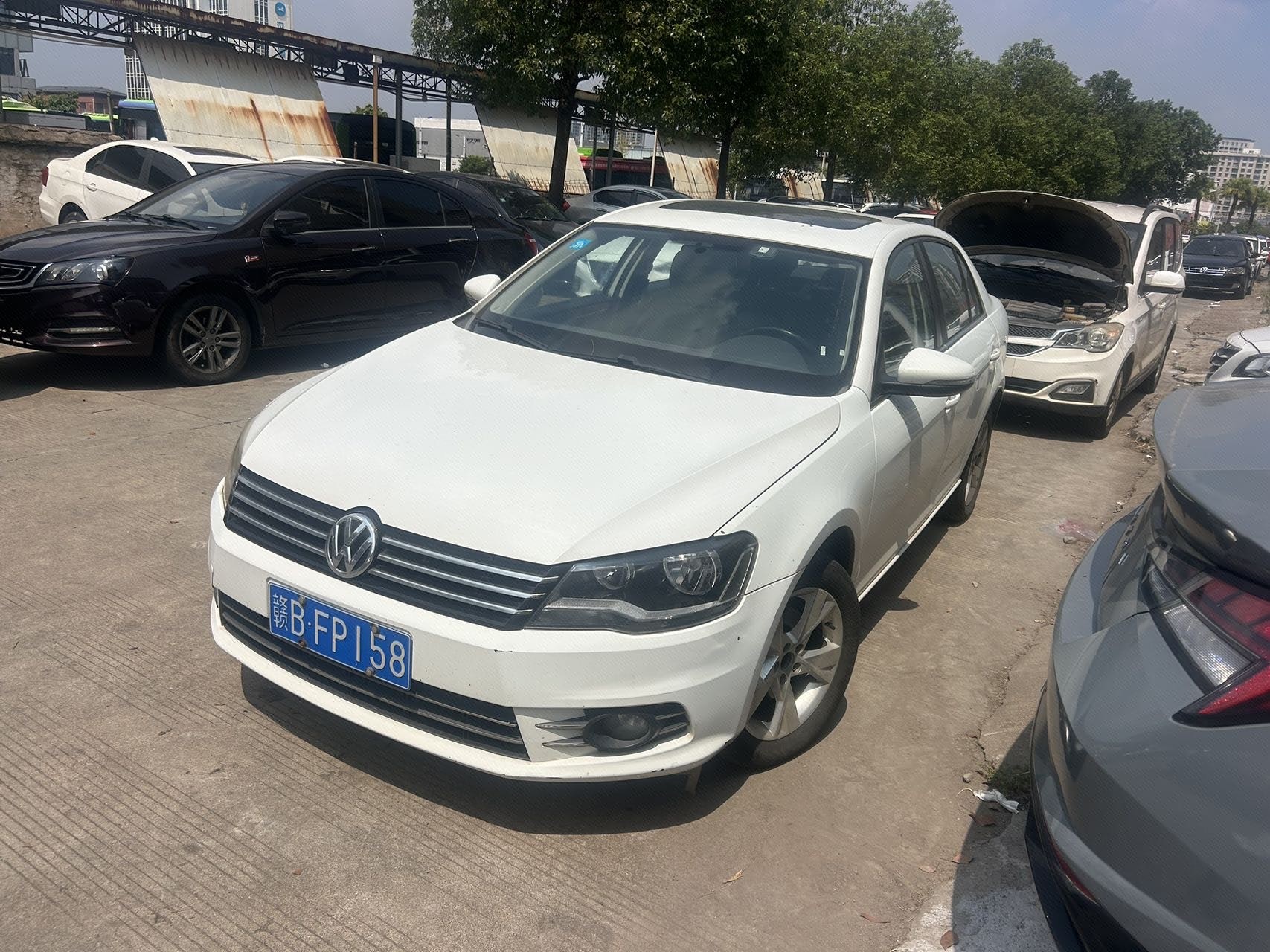 Volkswagen Bora 2015 Volkswagen Bora 2015 car image