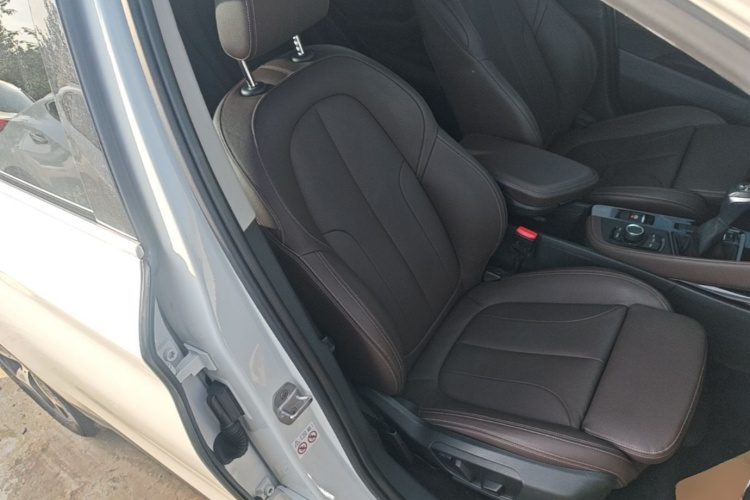 BMW X1 2018 #24 BMW X1 2018 car image #24