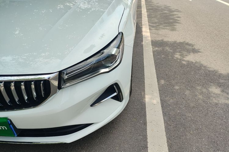 GEELY Emgrand 2025 car image #23