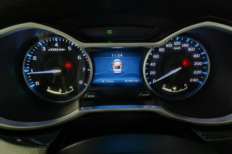 GEELY Emgrand 2017 car image #12