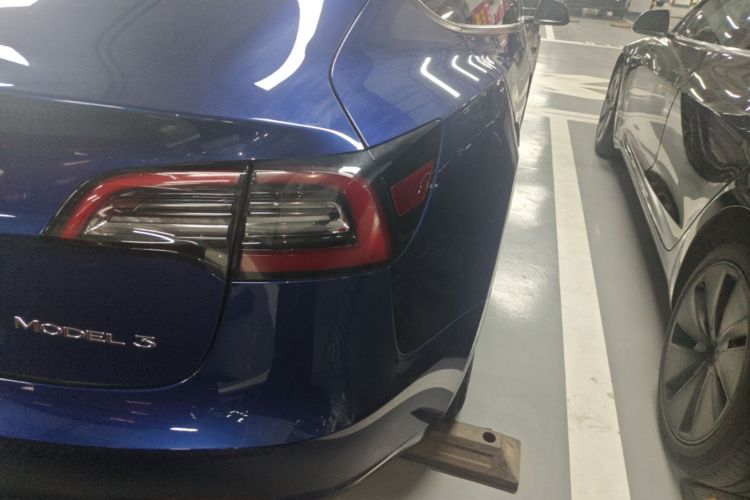 Tesla Model 3 2021 صورة سيارة #8