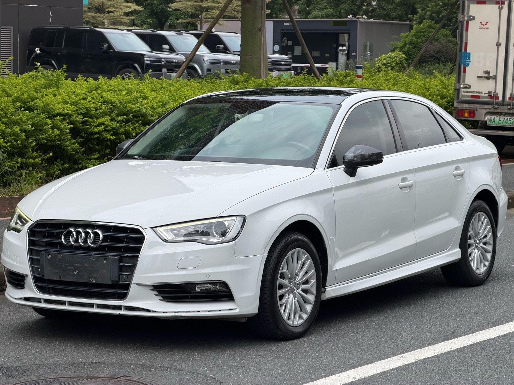 2016 2016 car image