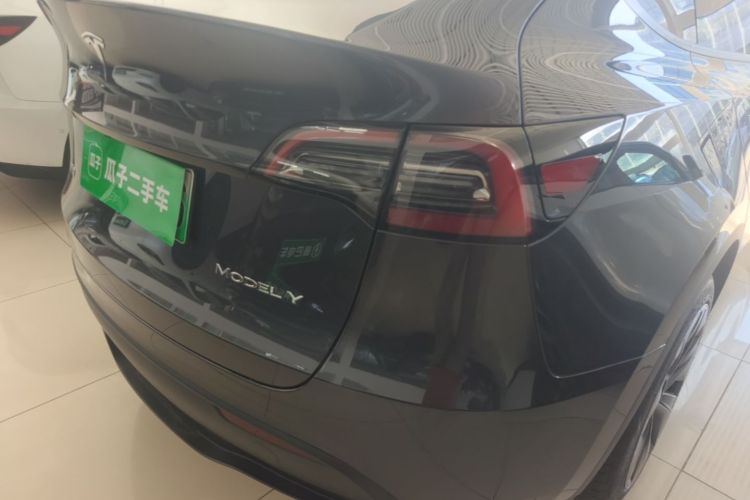 Tesla Model Y 2024 #8 Tesla Model Y 2024 immagine di auto #8