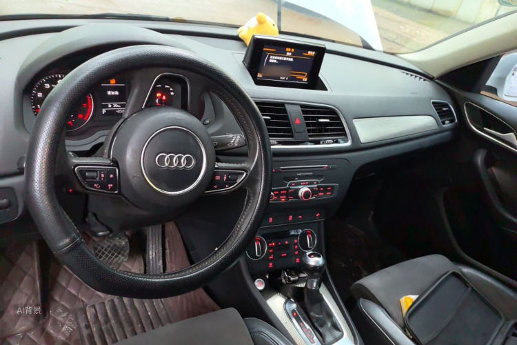 Audi Q3 2018 #11 Audi Q3 2018 car image #11