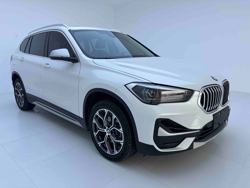 BMW X1 2023 car image #3