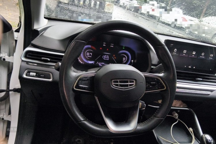 GEELY Emgrand 2022 car image #12