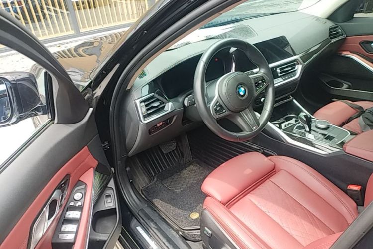 BMW 3 Series 2022 #16 BMW 3 Series 2022 car image #16