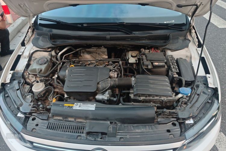Volkswagen Polo 2022 car image #22