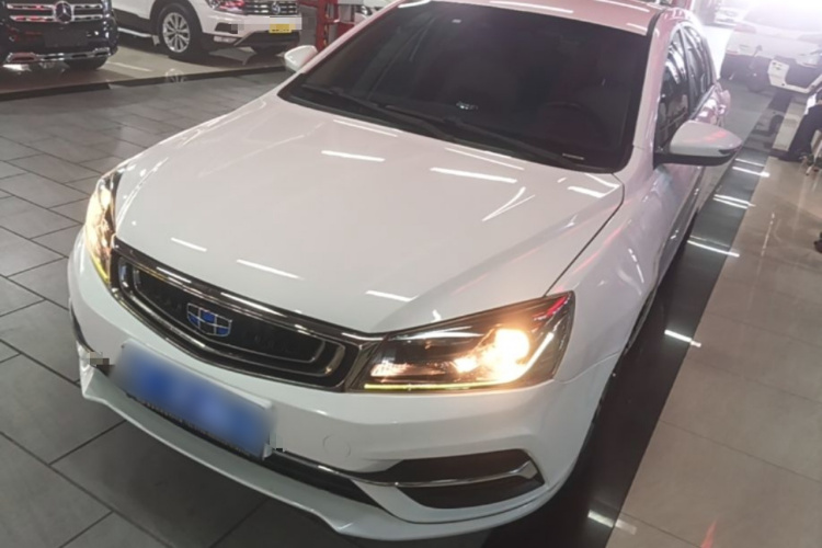 GEELY Emgrand 2018 #2 GEELY Emgrand 2018 car image #2