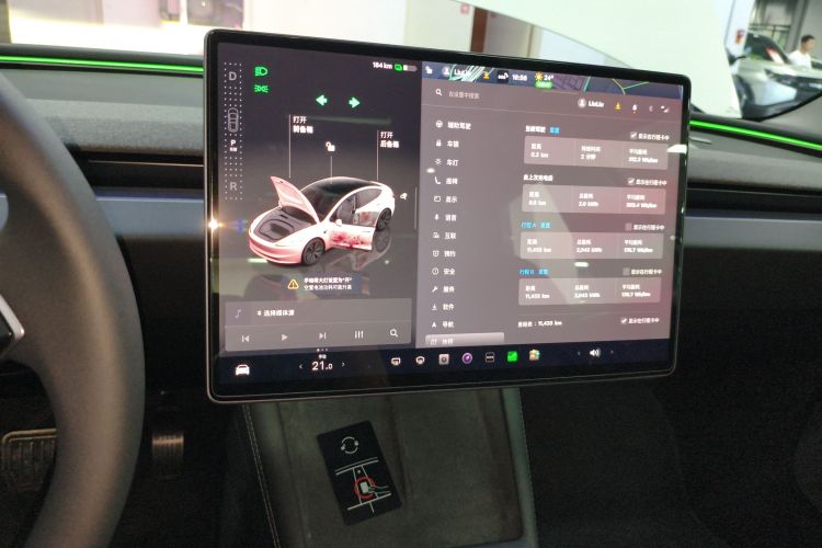 Tesla Model 3 2025 #13 Tesla Model 3 2025 car image #13