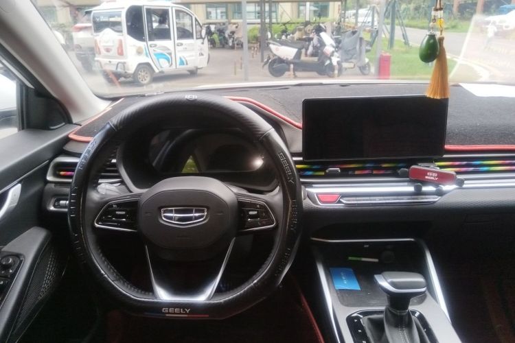 GEELY Emgrand 2023 car image #11