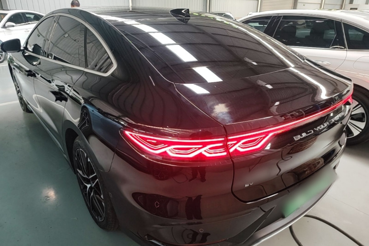 BYD Han 2025 #5 BYD Han 2025 car image #5