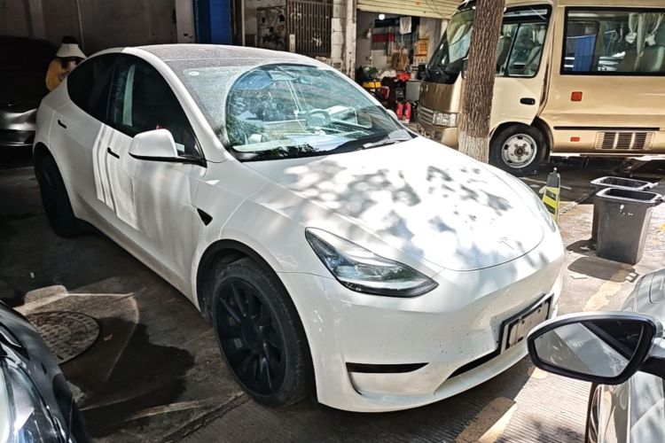 Tesla Model Y 2022 #6 Tesla Model Y 2022 immagine di auto #6