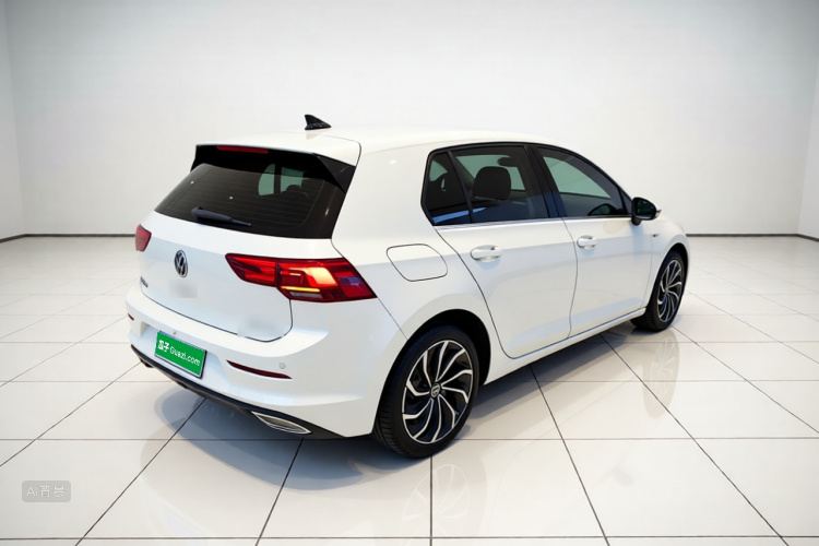 Volkswagen Golf 2025 car image #7