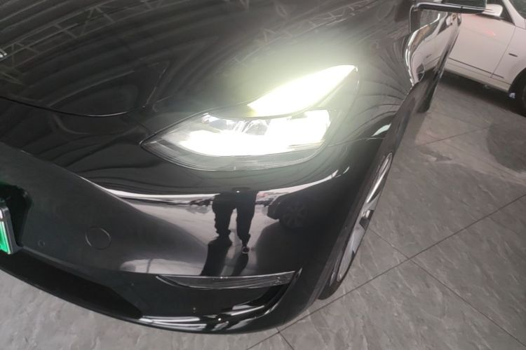Tesla Model Y 2021 imagem de carro #23