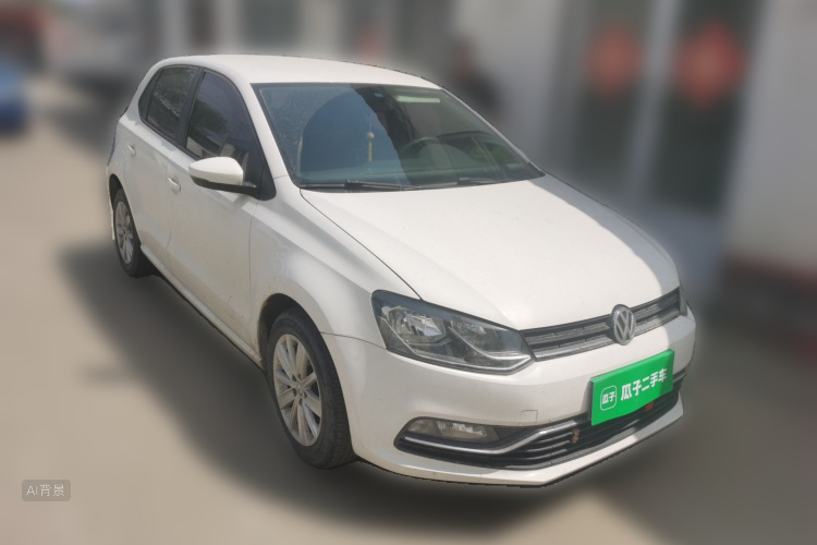 Volkswagen Polo 2015 car image #4