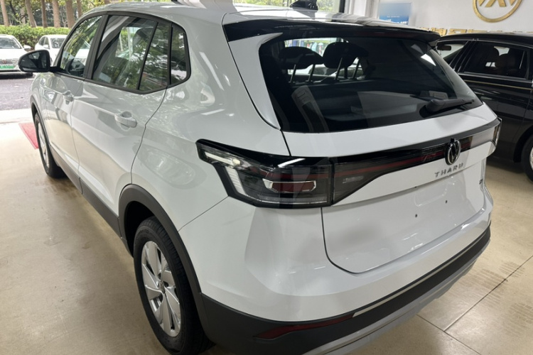 Volkswagen Tharu 2026 car image #6