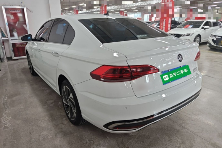Volkswagen Bora 2023 صورة سيارة #7