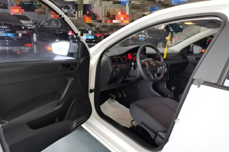 Volkswagen Santana 2018 #16 Volkswagen Santana 2018 car image #16