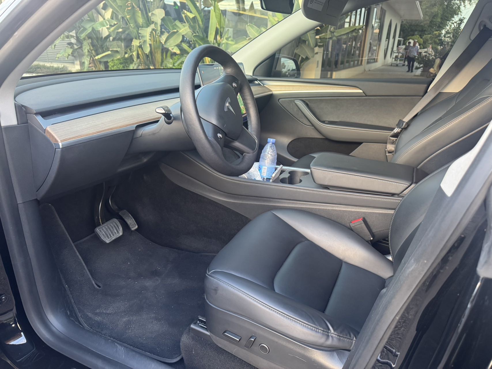 Tesla Model Y 2021 car image #8