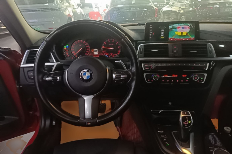 BMW 3 Series 2018 #10 BMW 3 Series 2018 car image #10
