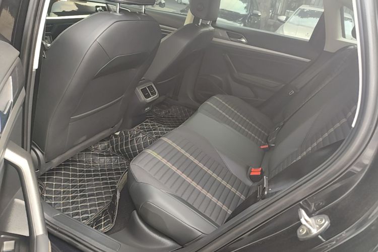 Volkswagen Lavida 2019 #13 Volkswagen Lavida 2019 car image #13