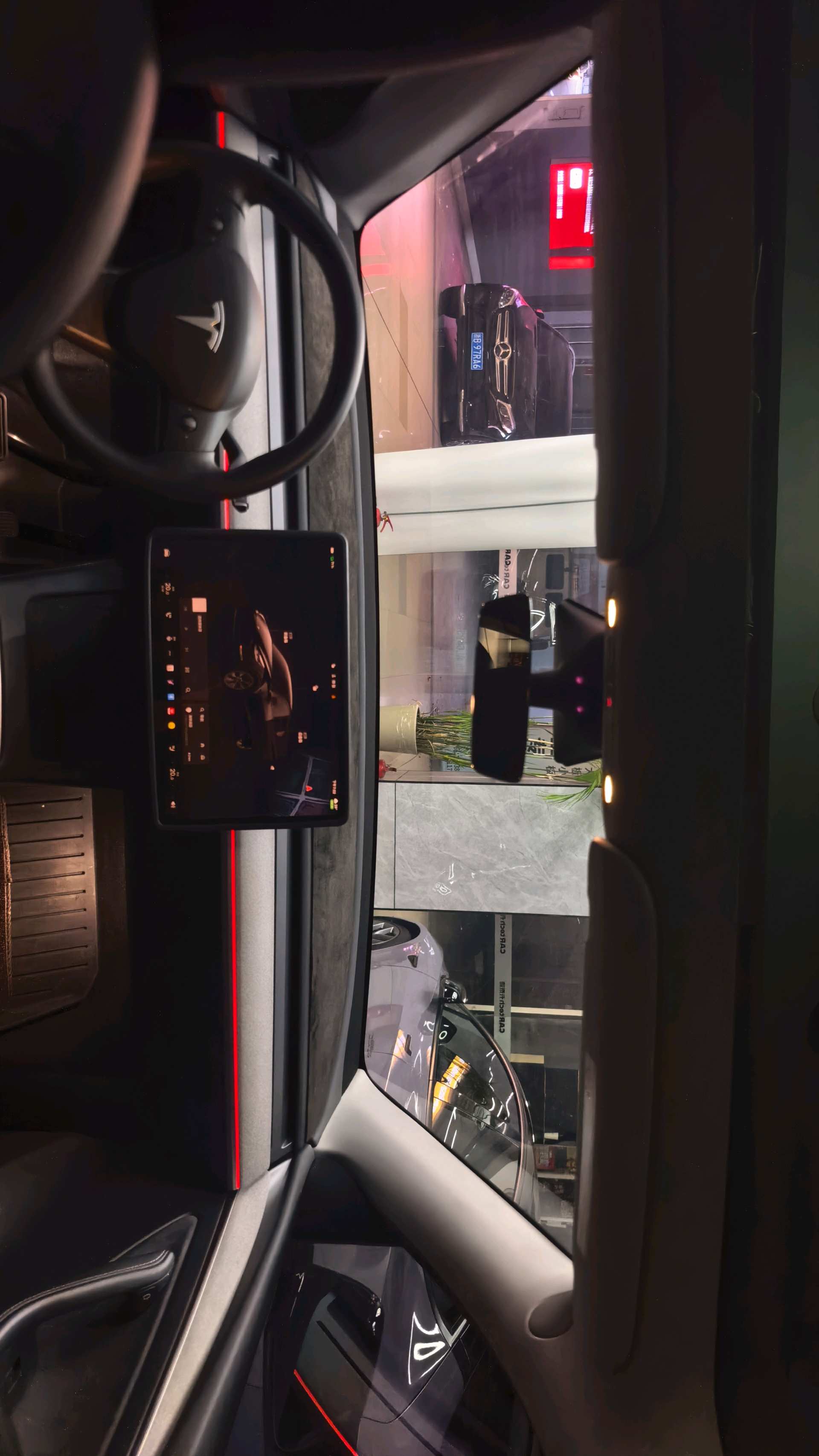 Tesla Model Y 2024 car image #5