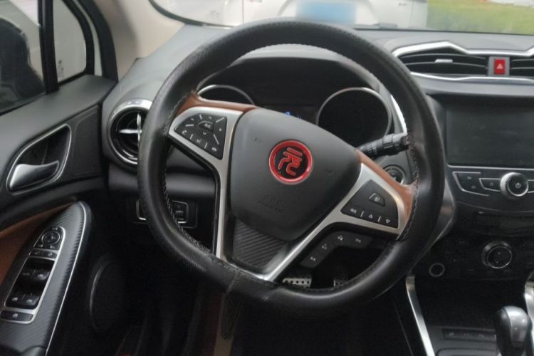 BYD Yuan 2020 #15 BYD Yuan 2020 car image #15
