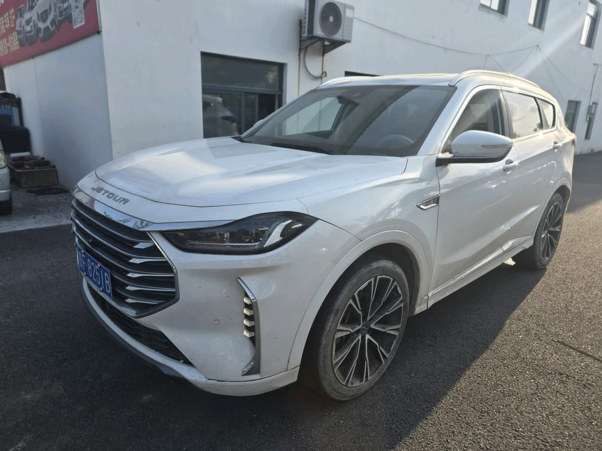 Jetour X70 PLUS 2022 car image 