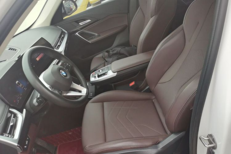 BMW X1 2024 car image #15