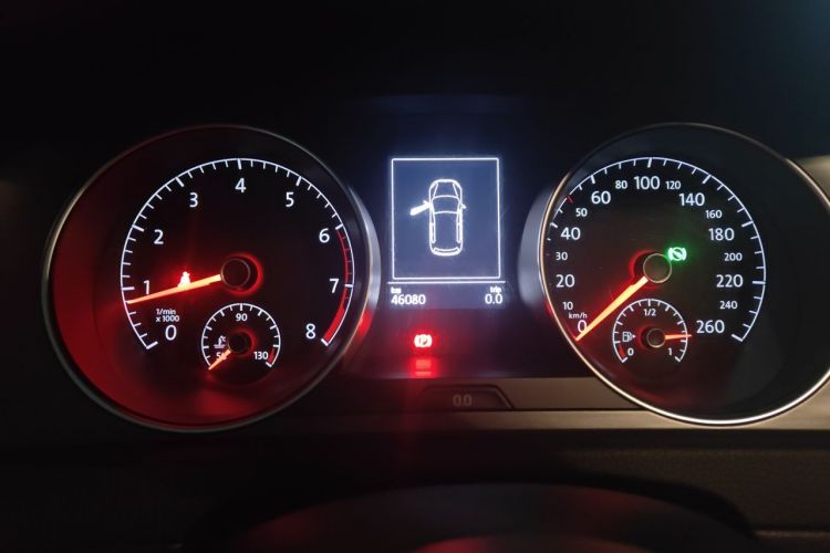 Volkswagen Golf 2016 car image #10