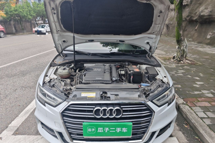 Audi A3 2017 car image #22