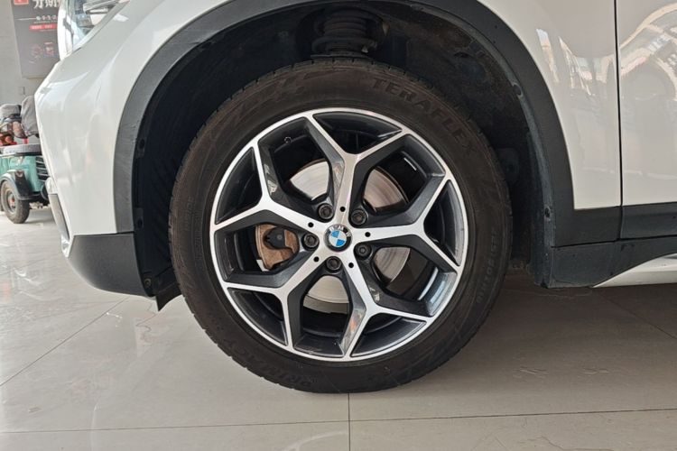 BMW X1 2018 #9 BMW X1 2018 car image #9