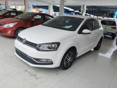 Volkswagen Polo 2017 Volkswagen Polo 2017 car image