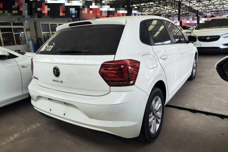 Volkswagen Polo 2021 car image #5